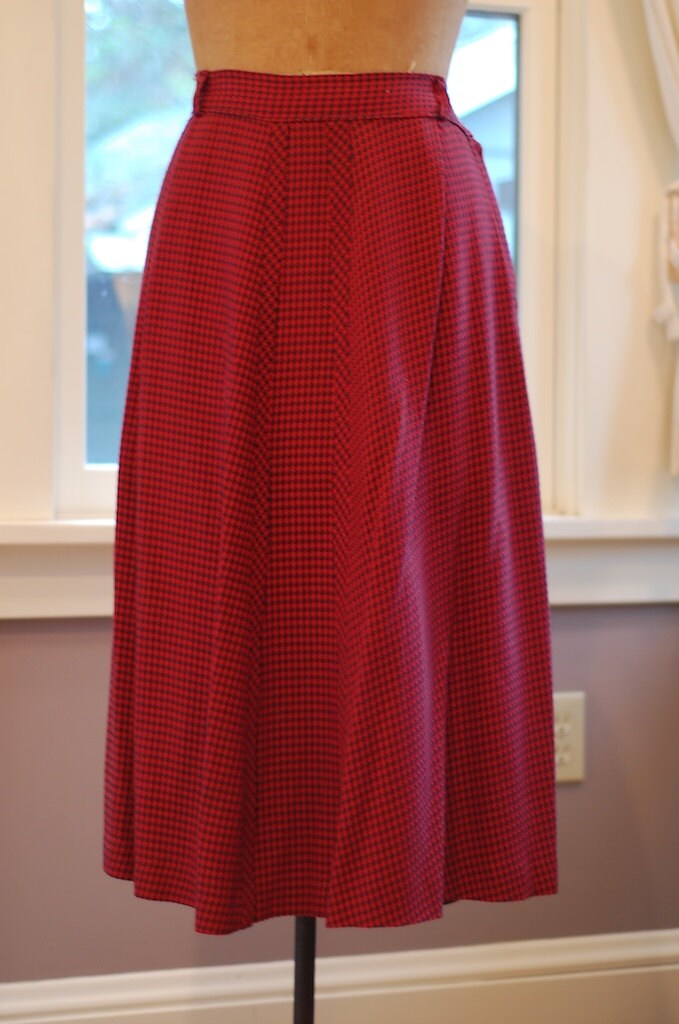 Vintage Red and Black Plaid Skirt - Etsy