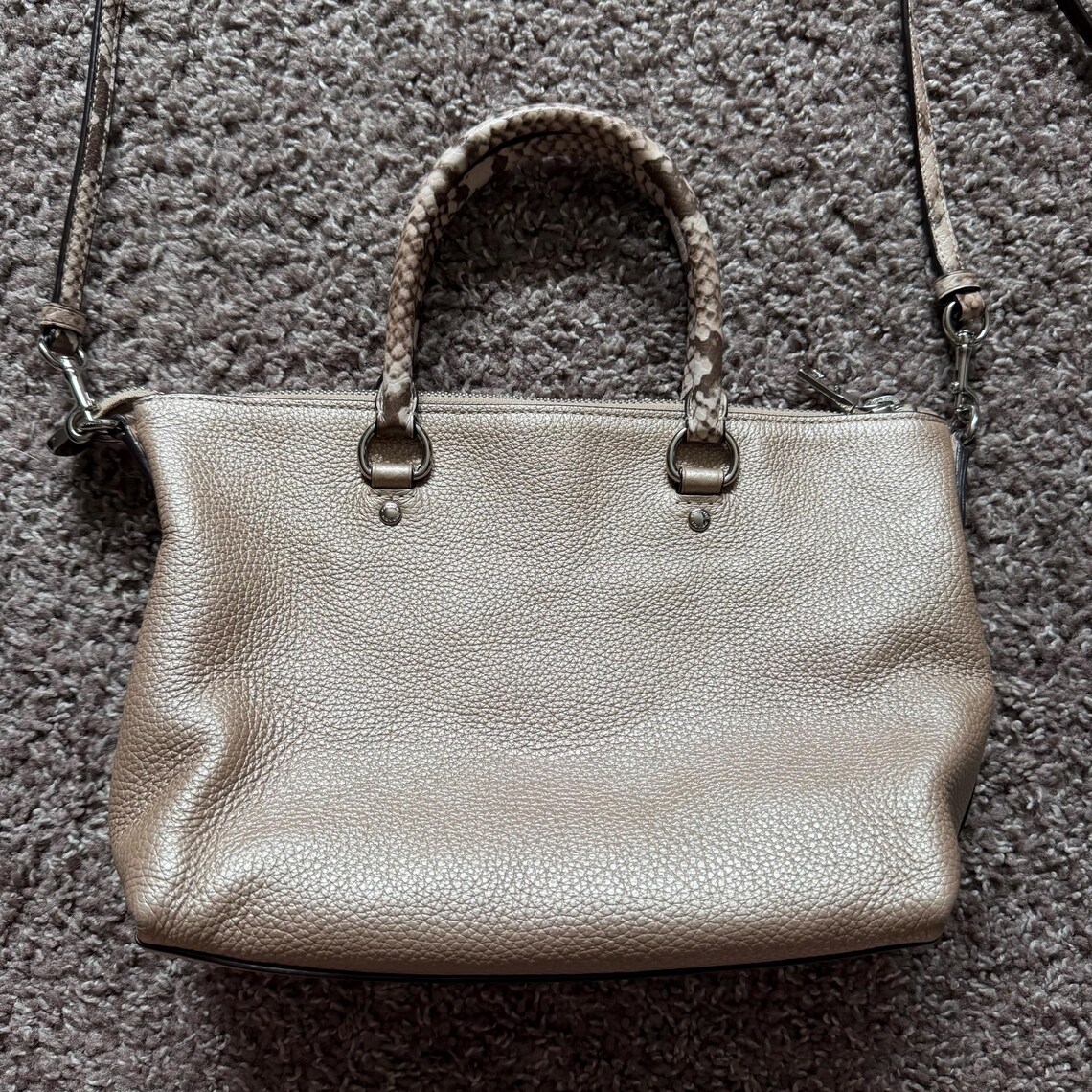 Coach Mini Emma Satchel S38877, Metallic Rose Gold Crossbody Bag, Snake Embossed Leather, foto 4 di 5