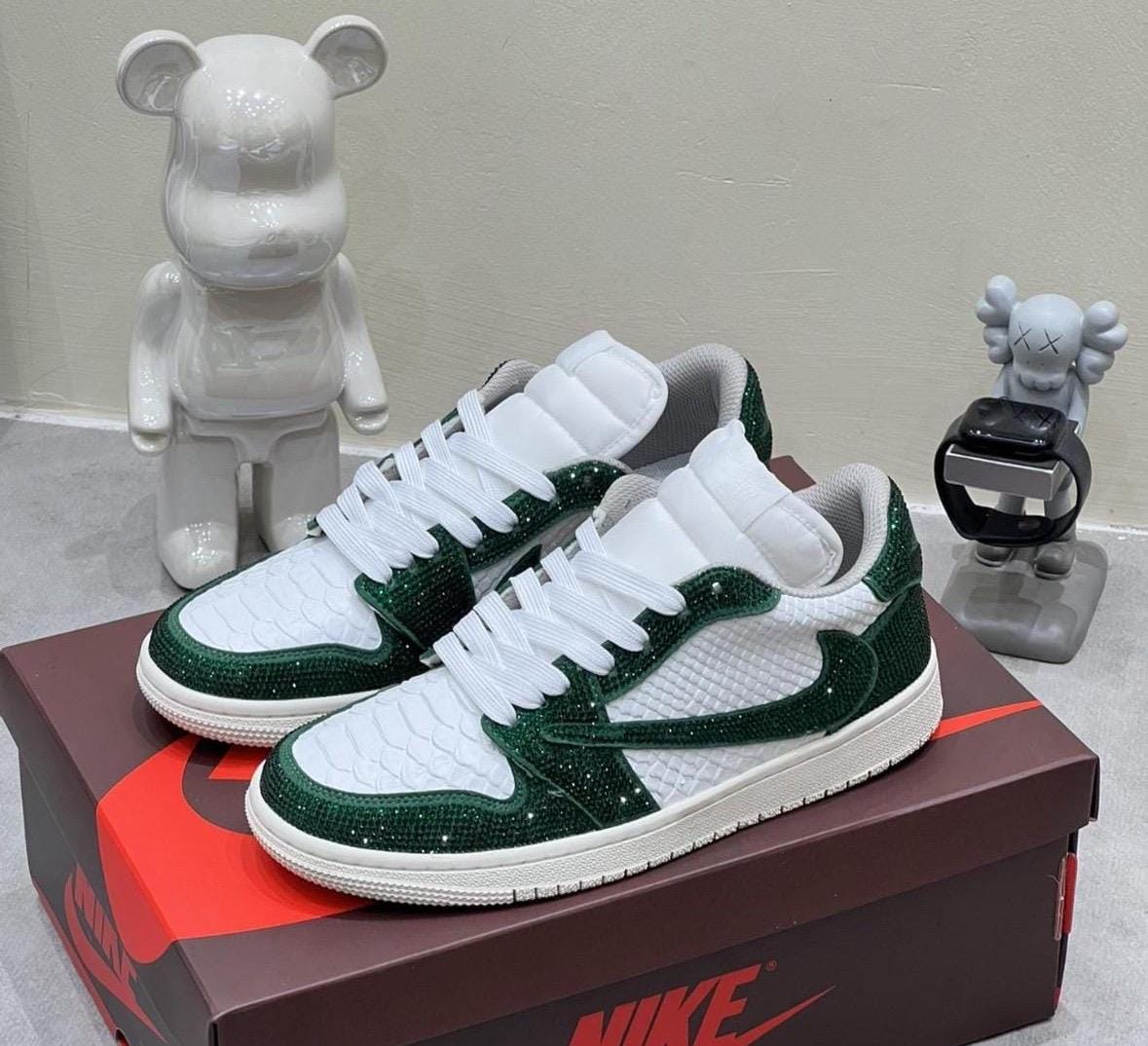 NIKE DIOR カスタムエアフォーススニーカー Nike air force 1 custom dior - Etsy 日本