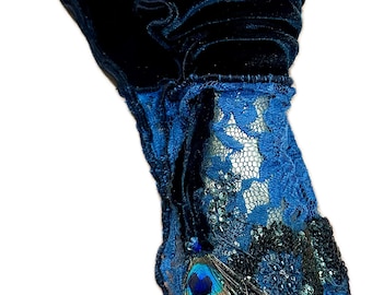 Dressy elegant armwarmers gloves in velvet and embellished. Fancy and formal. Steampunk