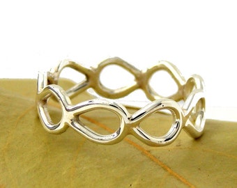 Sterling Loop Lace Ring with Rose Cut Stone: sterling silver | Etsy