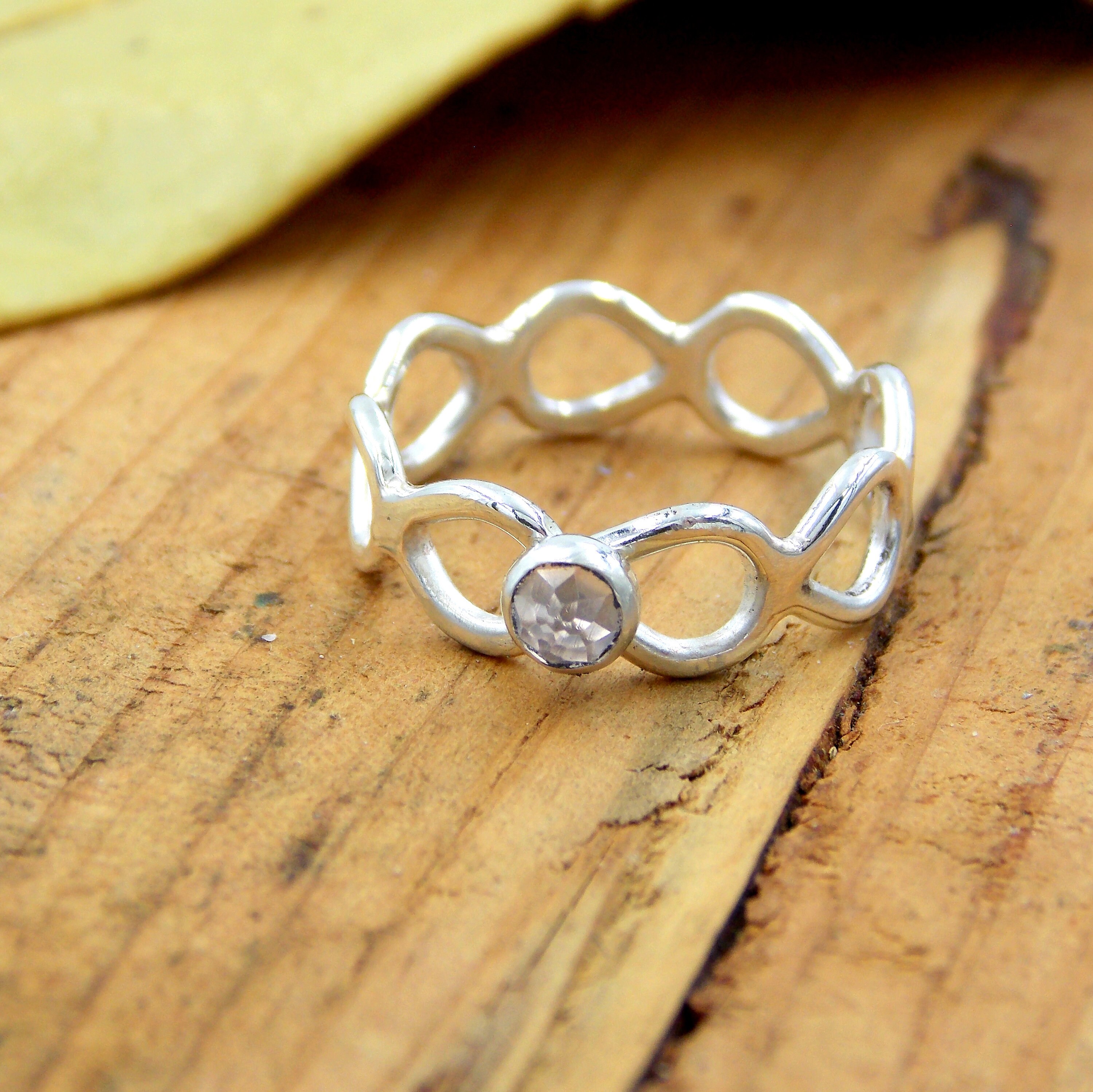 Sterling Loop Lace Ring With Rose Cut Stone: a Unique Alternative ...