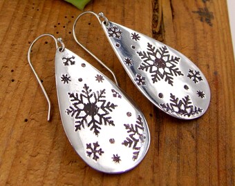 Snowflake Teardrop Dangle Earrings in sterling silver, winter holiday jewelry, gift for her