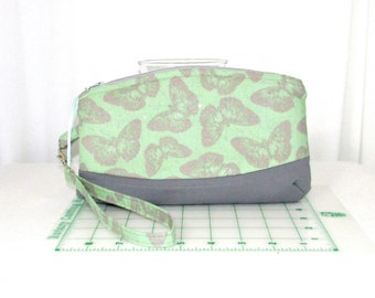 Green Butterfly Clutch Purse, Fabric Zipper Bag with Detachable Wrist Strap, Small Cloth Purse, Handmade Bag, Makeup Bag