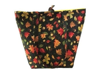 Fall Tote Bag, Thanksgiving Purse, Handmade Handbag, Autumn fabric Bag, Acorns, Leaves, Shoulder Bag