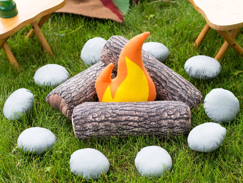 Deluxe Campfire Toy Set image 5