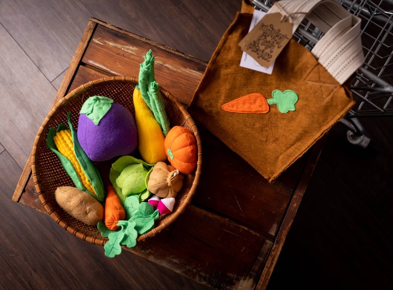 Farmer's Market Wool Blend Felt Veggie Play Set image 1