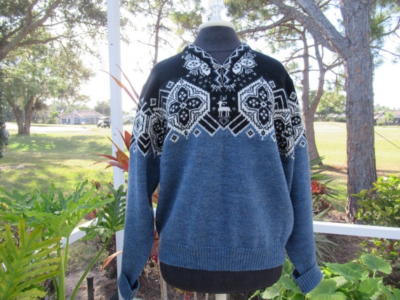 Lovely Vintage 100% Wool Sweater by John Rich and… - image 2