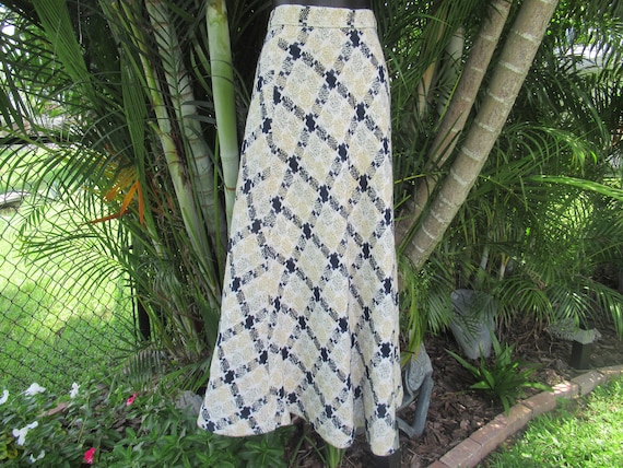 Vintage Long Maxi Winter Skirt - image 1