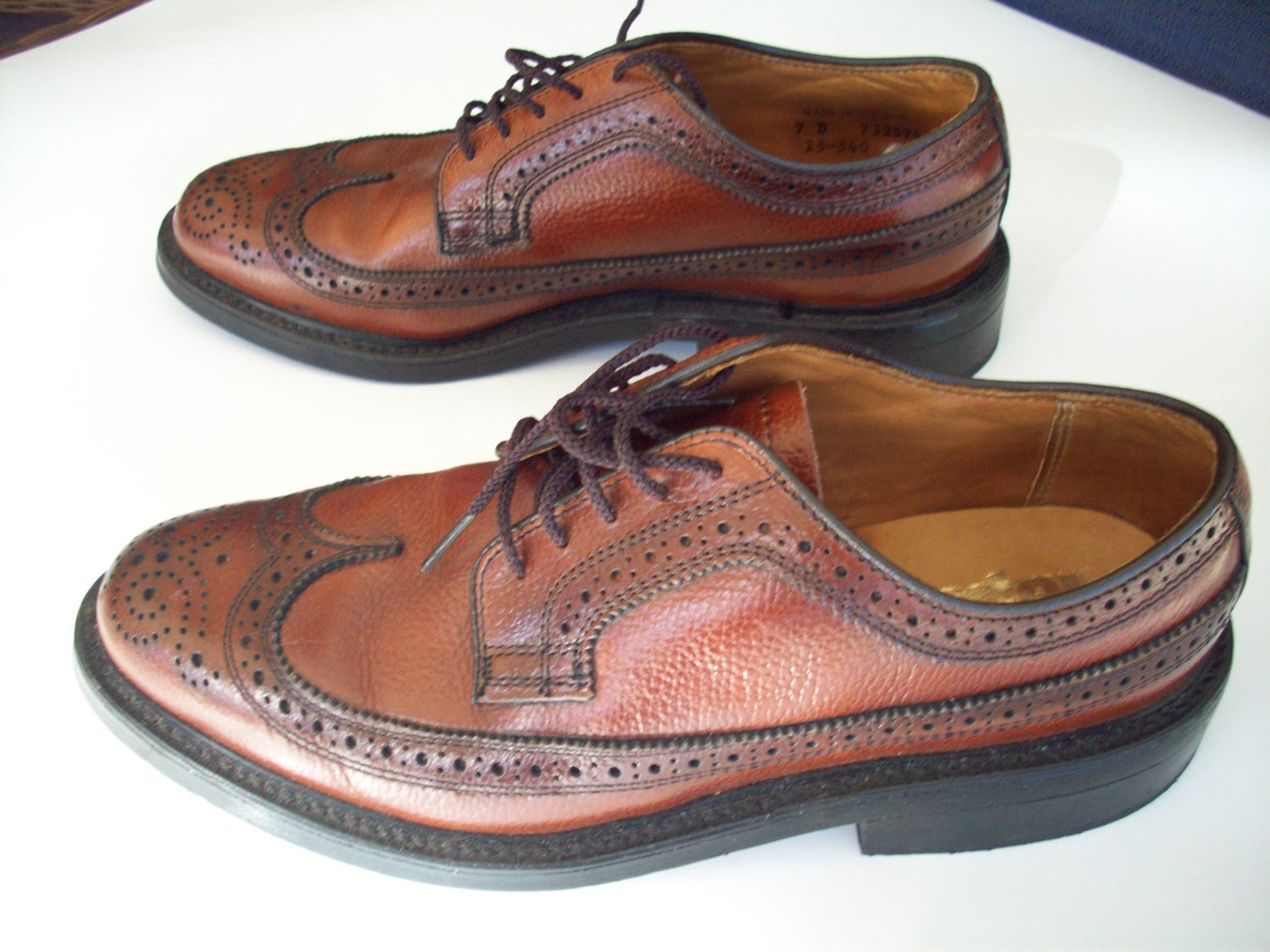 dexter wingtip shoes