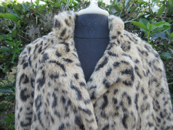 Vintage Leopard / Ocelot Fabulous Faux Fur Coat b… - image 5