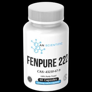 以下が含まれることがあります： 白い蓋が付いた白いプラスチックボトル。ボトルには黒字で「AN SCIENTIFIC FENPURE 222」と書かれています。その下に「CAS: 43210-67-9」と書かれています。ボトルには「60 Capsules」と「222mg each capsule」の文字もあります。