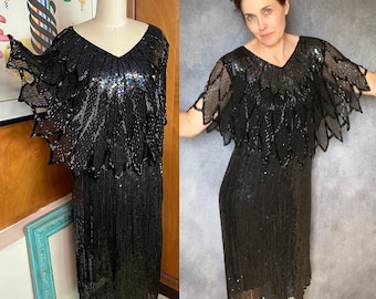 Vtg Beaded Sequined Dress Sz M 6 80's Party Evening black cocktail Wiggle some missing sequins Flapper