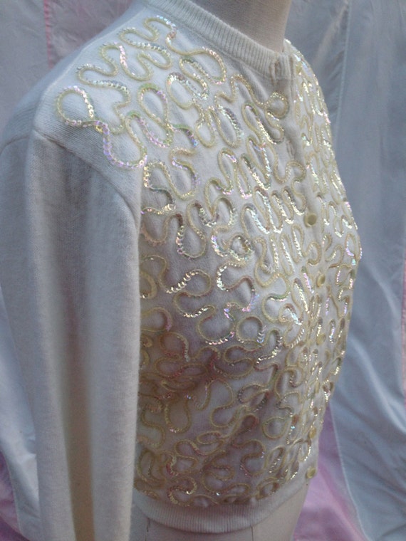 VTG sequin Cardigan White iridescent clear Sz S M… - image 5