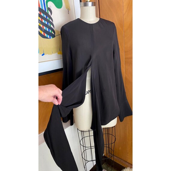 Scanlan & Theodore front split hem wrap Blouse To… - image 4