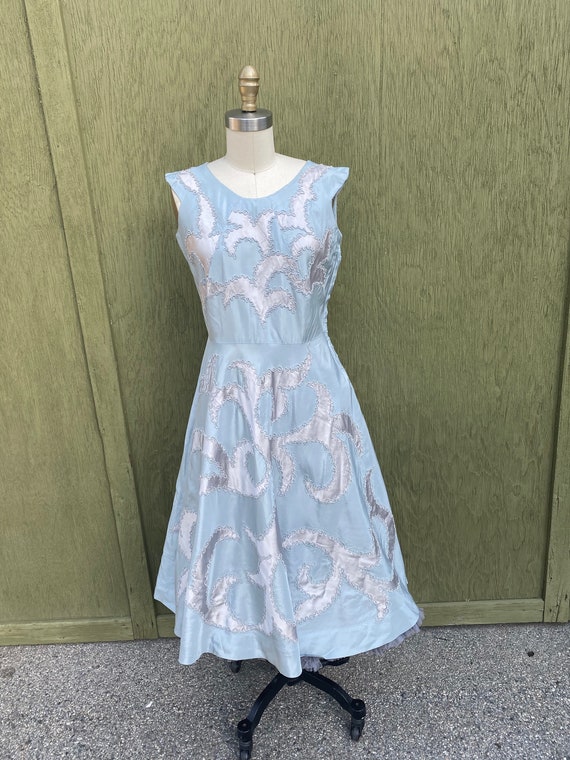 Vtg 50s SATIN Fit n Flare Pinup Swing Dress blue … - image 10