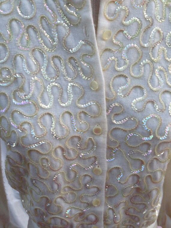 VTG sequin Cardigan White iridescent clear Sz S M… - image 7