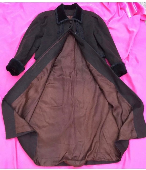 Vtg Wool JOHN CARUANA Velvet Caped Coat rhineston… - image 8