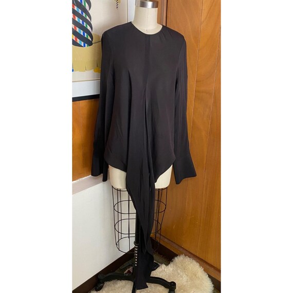 Scanlan & Theodore front split hem wrap Blouse To… - image 5