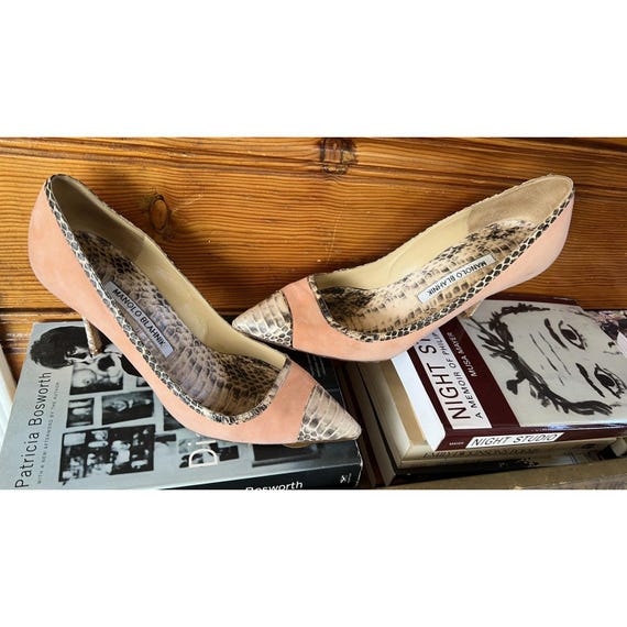 Manolo Blahnik Snake print Python salmon suede Sz… - image 6