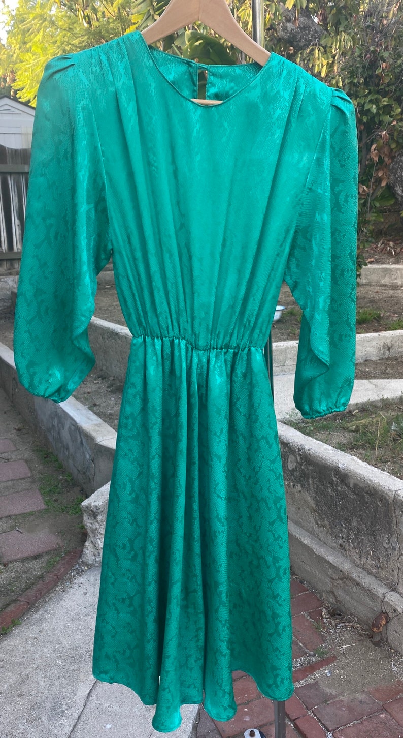 VTG 70's 80's Snakeskin pattern green Fit Flare Dress Sz S M 4 6 8 image 9