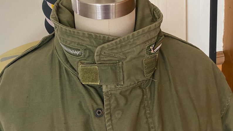 60/'s Vintage Military Issued WWII Army Green Parachute Jacket Utility S XS Parka Hood drawstring cinch waist cargo Utility