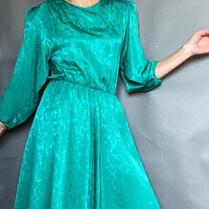 VTG 70's 80's Snakeskin pattern green Fit Flare Dress Sz S M 4 6 8 image 8