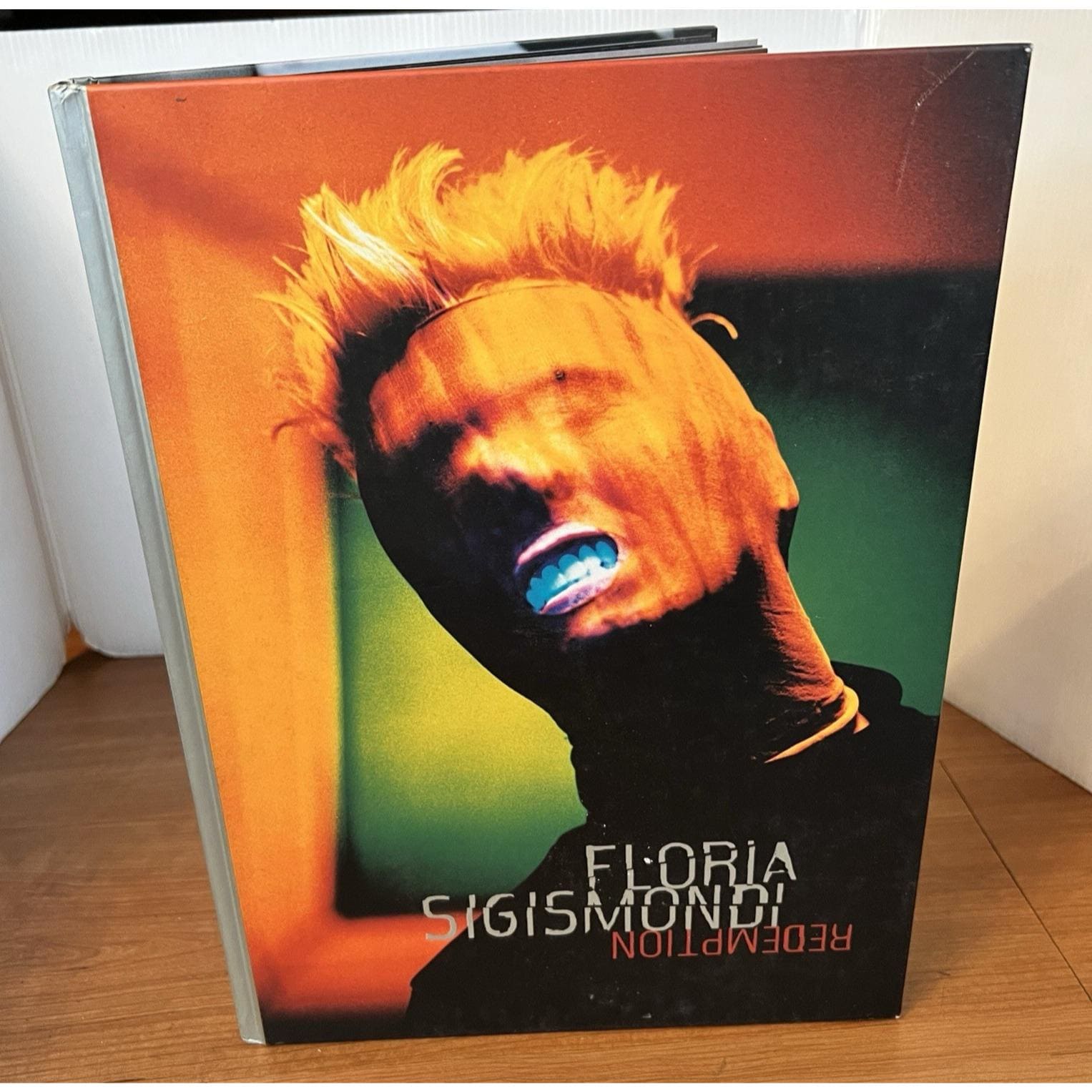 本 Floria Sigismondi写真集 REDEMPTION マンソン