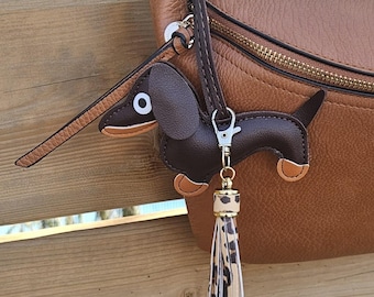 Dachshund Purse Charm: Faux Leather Dog Keychain with Leopard Tassel