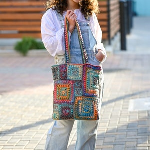 Crochet PATTERN Square Scramble Sack crochet tote bag pattern, boho granny square tote sack pattern, colorful crochet bag PDF Download image 6