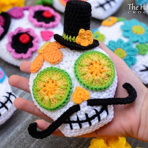 Crochet PATTERN Sugar Skull Soirée Day of the Dead skull pattern, colorful crochet skull ornament, skull applique pattern PDF Download image 2