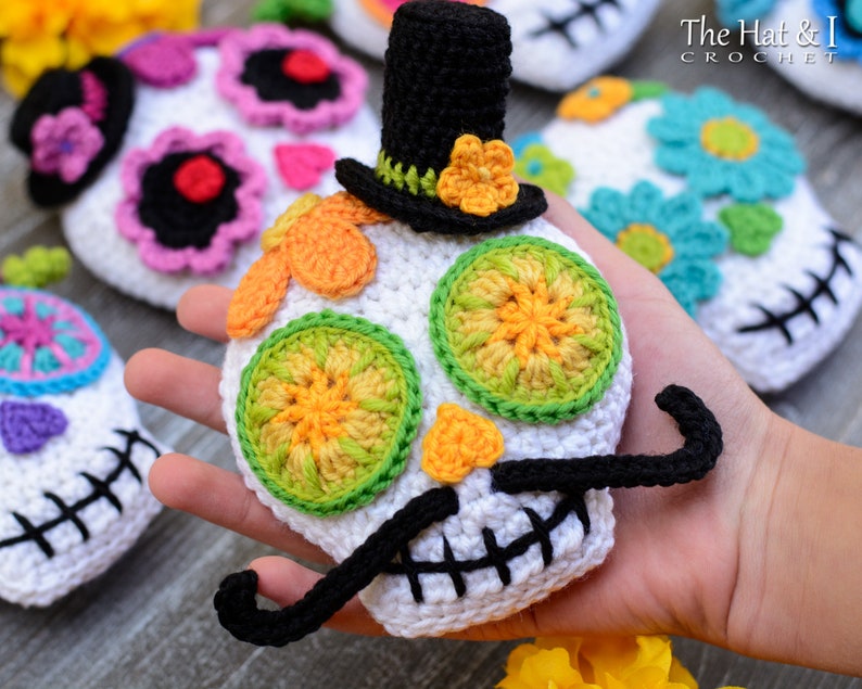 Crochet PATTERN Sugar Skull Soirée Day of the Dead skull pattern, colorful crochet skull ornament, skull applique pattern PDF Download image 2