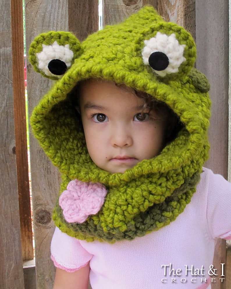 Crochet PATTERN Frog Fun crochet hood pattern, frog hooded cowl pattern, frog hat pattern 3 sizes Toddler Child Adult PDF Download image 2