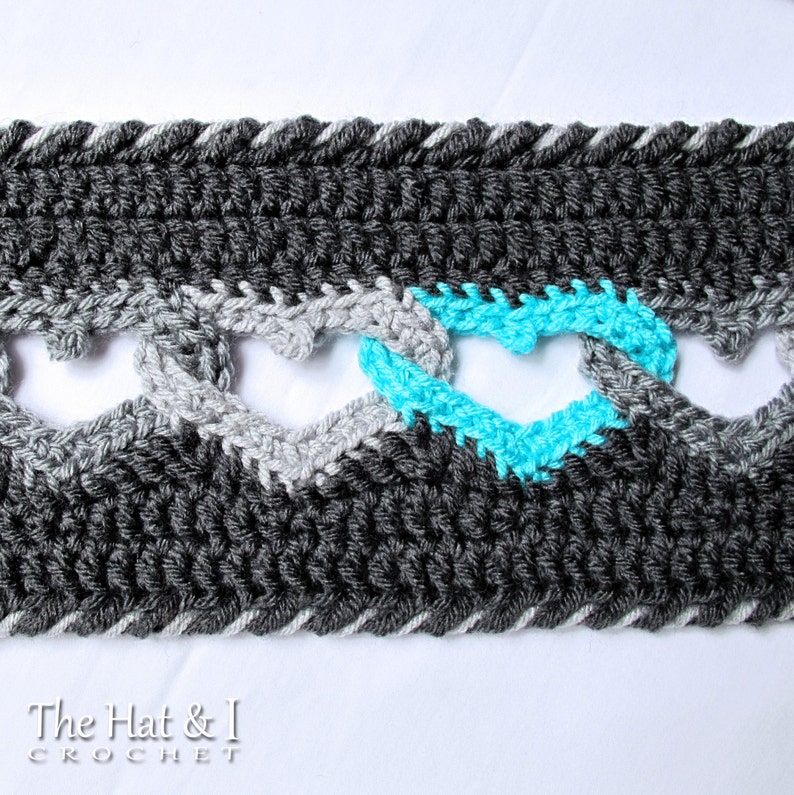 Crochet PATTERN Sweetheart Scarf crochet scarf pattern, infinity heart scarf, linked heart cowl scarf pattern PDF Download image 4