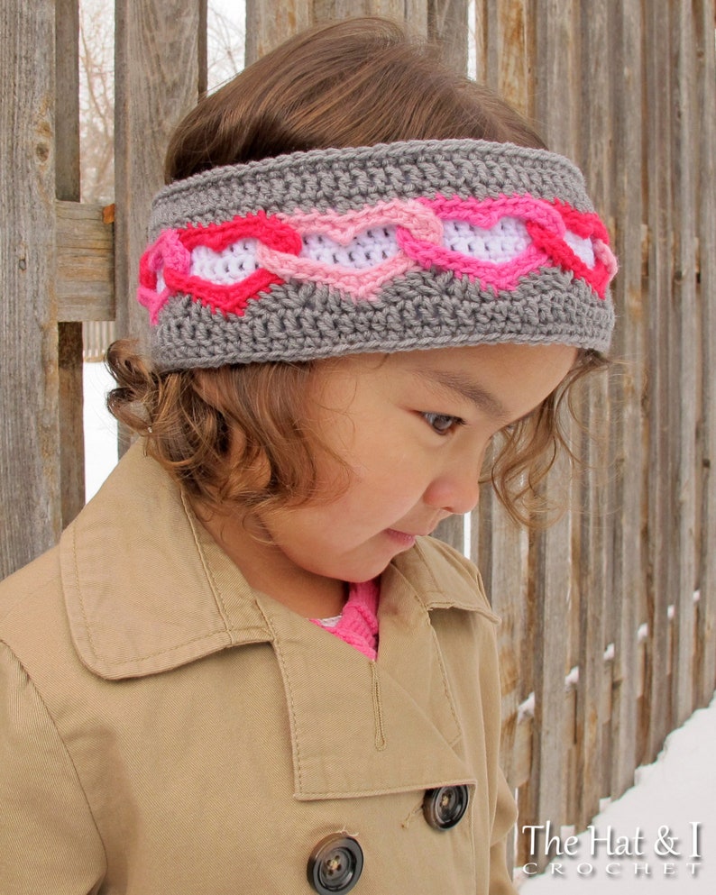 Crochet PATTERN Heart Warmer crochet headband pattern, linked hearts head wrap pattern 3 sizes Toddler Child Adult PDF Download image 1