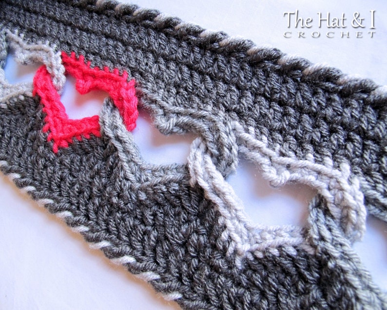 Crochet PATTERN Sweetheart Scarf crochet scarf pattern, infinity heart scarf, linked heart cowl scarf pattern PDF Download image 1