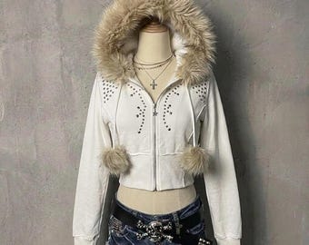 Y2K White Cropped Hoodie with Faux Fur Trim Hood, Star Zip Up Cyber Ghetto Jacket, Grunge Fairycore Aesthetic,Rhinestone Studded Winter Coat