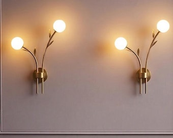 Aplique de pared moderno dorado – Lámpara elegante de doble globo – Iluminación de pared de mediados de siglo – Lámpara de latón de lujo – Decoración para dormitorio y sala de estar