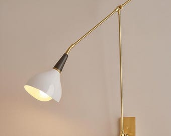 Modern Brass Wall Lamp | Adjustable Reading Light for Bedroom & Living Room | Minimalist Bedside Sconce