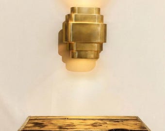 Modern Brass Wall Sconce – Art Deco Style Lamp, Vintage Inspired Lighting Fixture