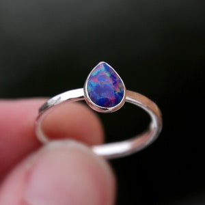TEARDROP OPAL STACKING Ring- Anello a goccia - anello a forma di pera