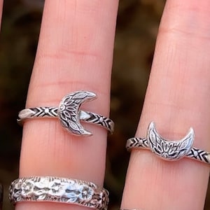 FLOWER MOON RING - moon ring - crescent moon ring - crescent moon - sterling silver moon ring - flower ring