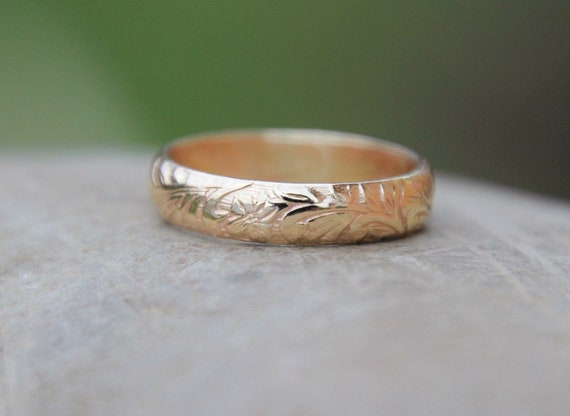 Carved Floral Wedding Band Ring for Women, 14K Gold