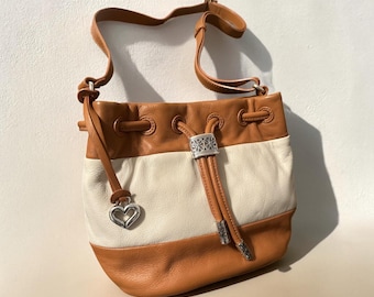 BRIGHTON Brody Drawstring Bucket Hobo Bag Purse, Caramel/Cream/Khaki Boho
