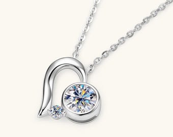 Necklaces For Women Sterling Silver Heart Moissanite Pendant Necklace For Ladies