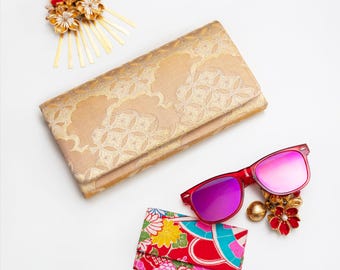 Vintage Gold Clutch Bag, Evening Clutch, Wedding Clutch, Bridesmaid Clutch Purse, 1970s Kimono Silk Handbag, Hollywood Regency, Cloud Shippo