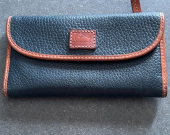 Dooney and Burke Pebble Grain Continental Clutch