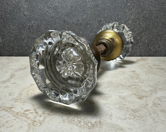 12 Point Glass Door Knob Set