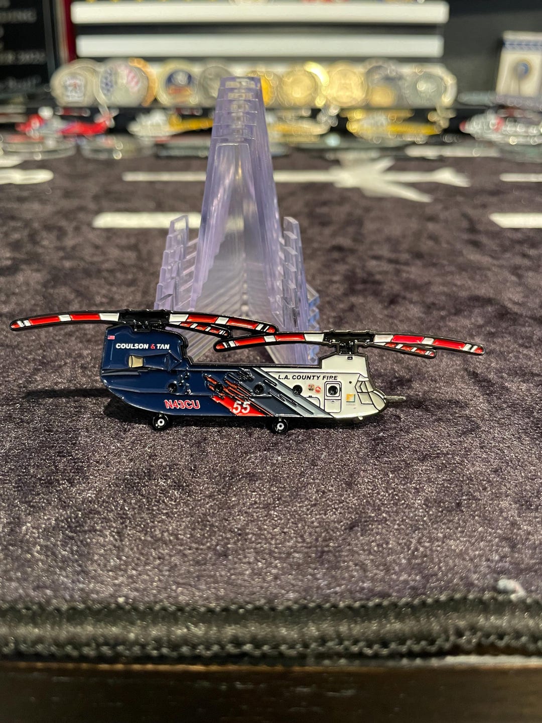 Coulson Chinook HT55 L.A. County Fire Helicopter Challenge Coin 4 ...