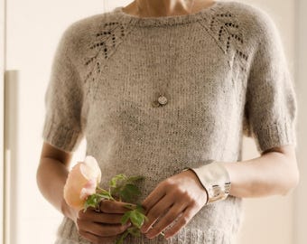 Knitting pattern PDF with leave lace motif: Lauro Sweater raglan seamless sweater